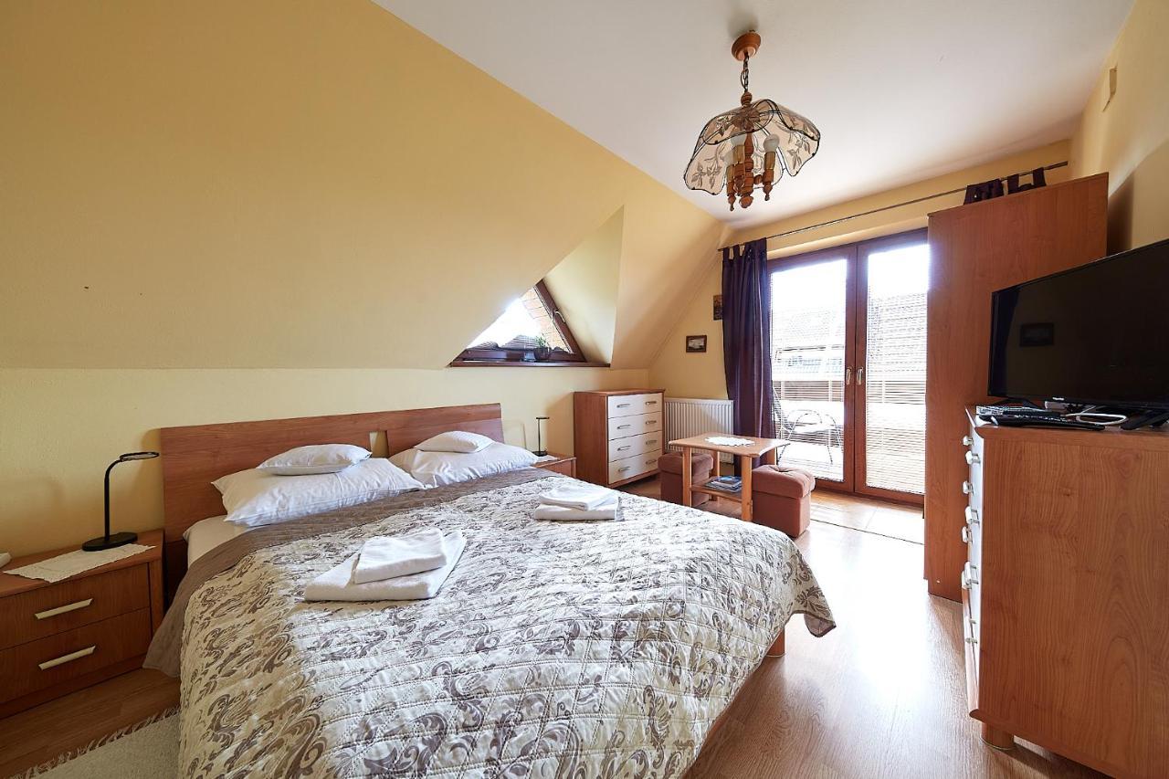 Apartament 1010 M Зомб Екстериор снимка