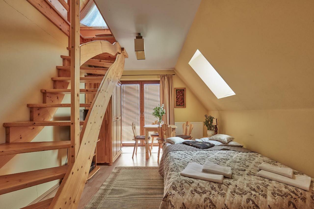 Apartament 1010 M Зомб Екстериор снимка